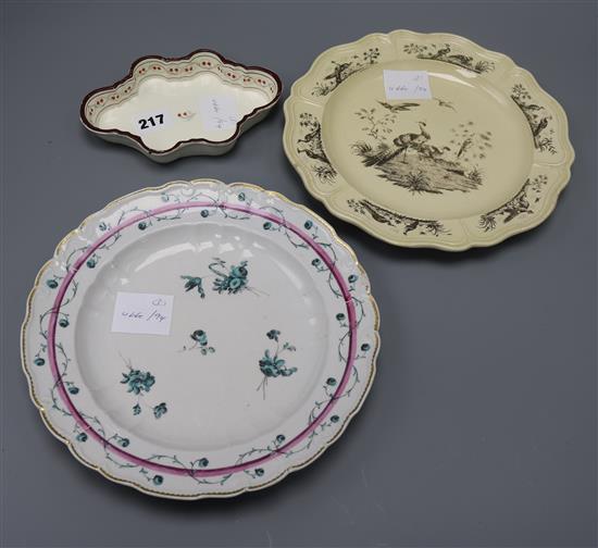 A Creamware dish and a Creamware oval spoon tray